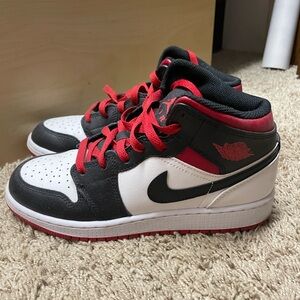 Kids 5.5 Jordan 1 Mid Top Black and Red Sneakers EXCELLENT CONDITION
